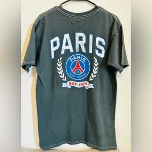 NWT Officially licensed Paris Saint-Germain graphic t-shirt. Size Medium